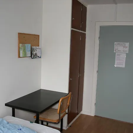 Mon & Hostel Borre