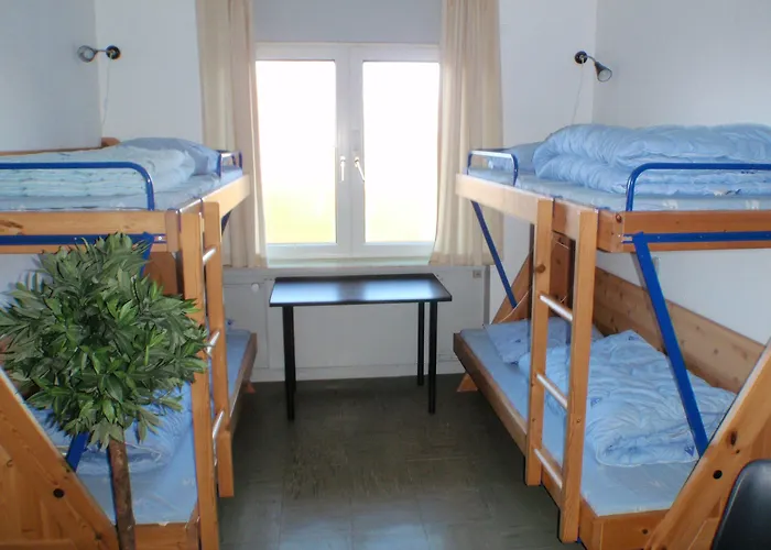 Mon & Vandrarhem Borre