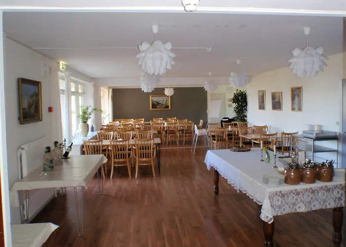 Hostal Mon &
