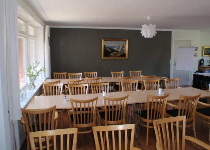 Hostal Mon &
