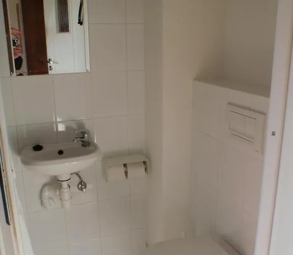 Hostal Mon &